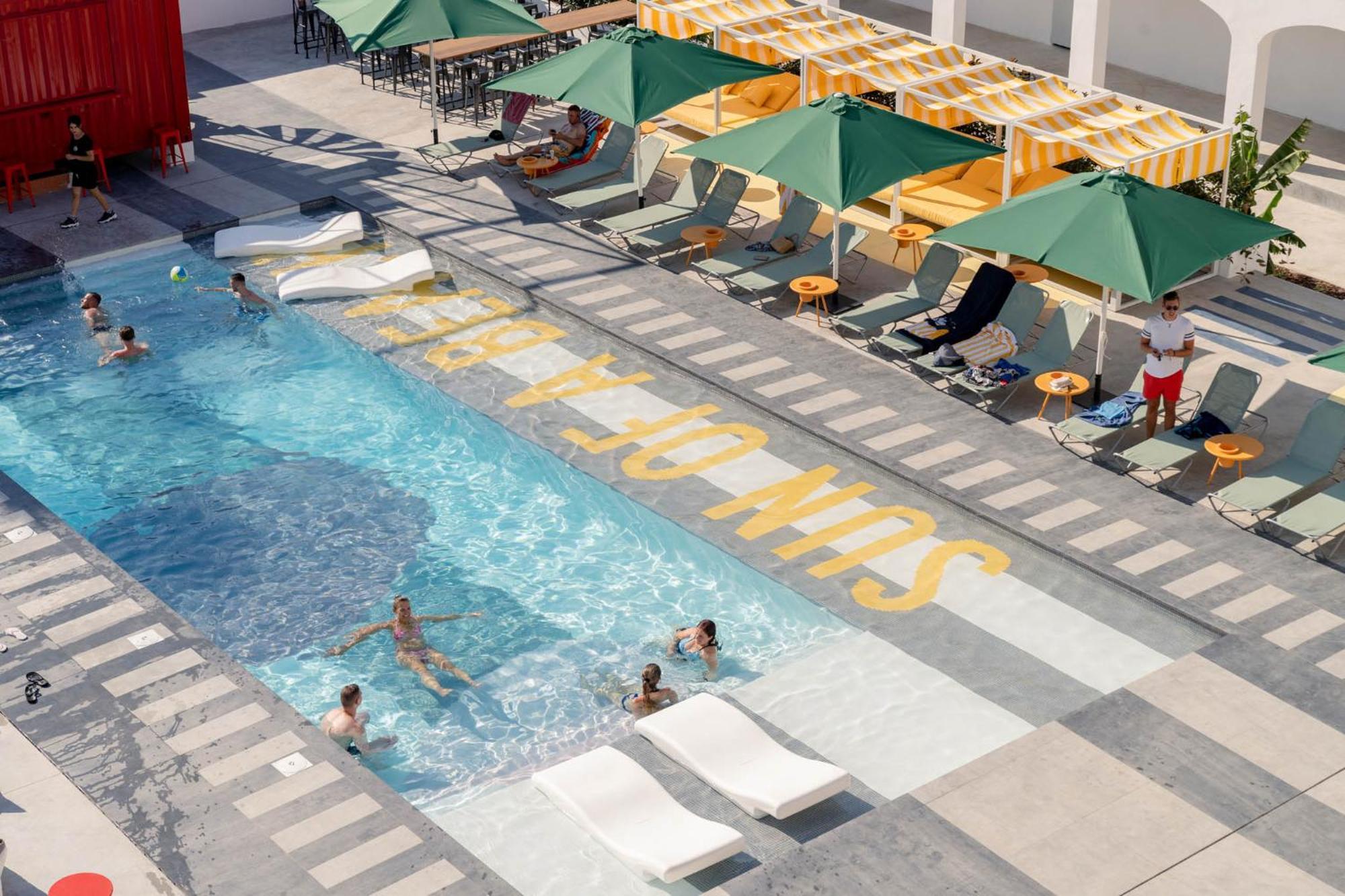 Ryans Lolas - Adults Only Hotel San Antonio Abad